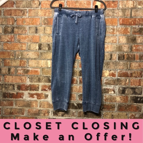 kinetic Pants - Light blue denim capri sweat pants